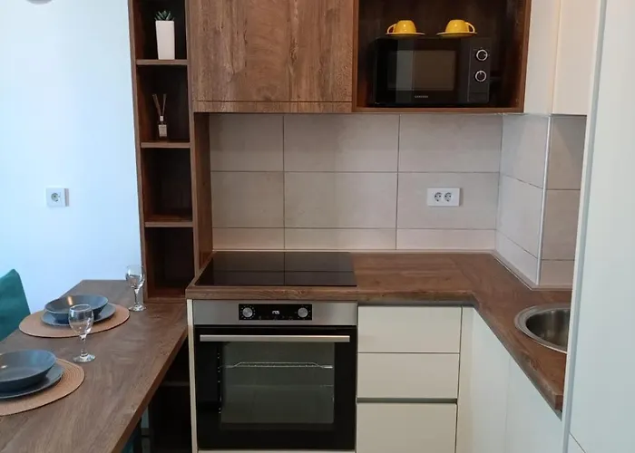 Nastasija- Gleda Na Aqva Park Διαμέρισμα Jagodina